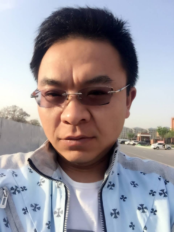 执着的等待的第一张照片--厦门征婚网