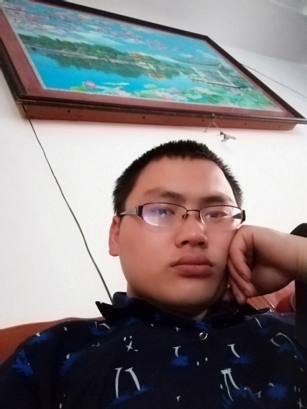 90男孩的第一张照片--厦门征婚网