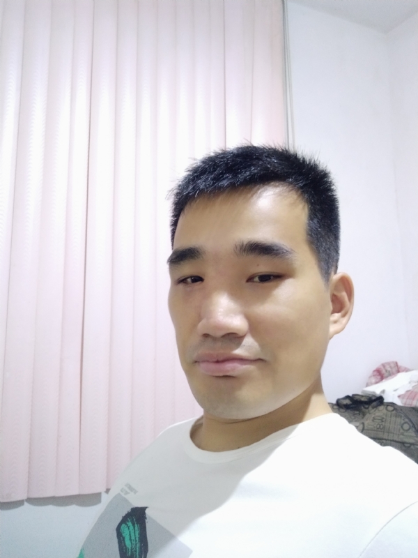 大男孩的第一张照片--厦门征婚网
