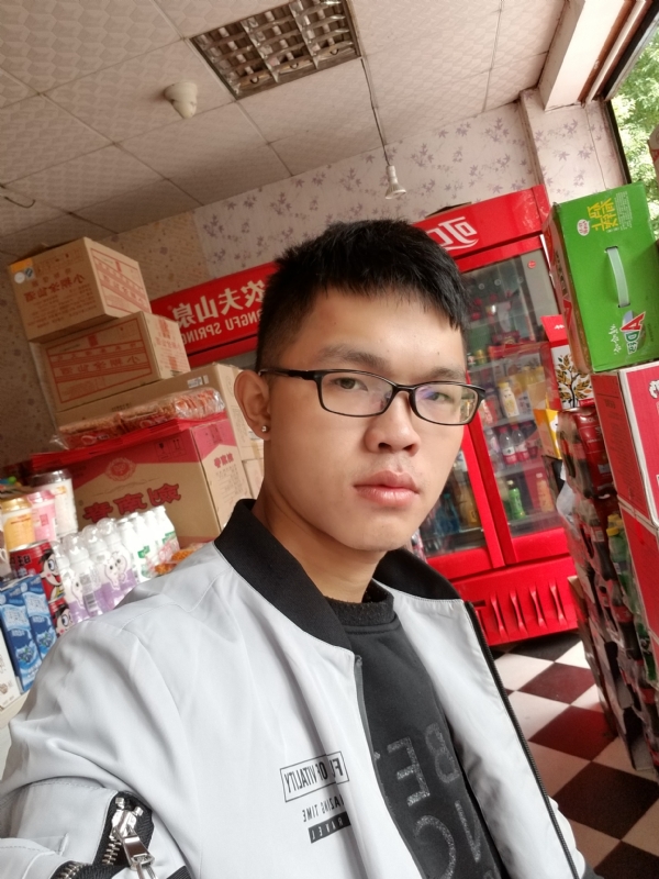 柒年的第一张照片--厦门征婚网