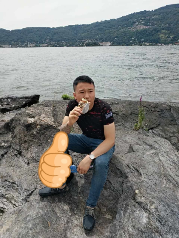 绚烂背后的平淡的第一张照片--厦门征婚网