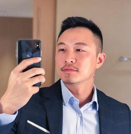 残痕的第一张照片--厦门征婚网