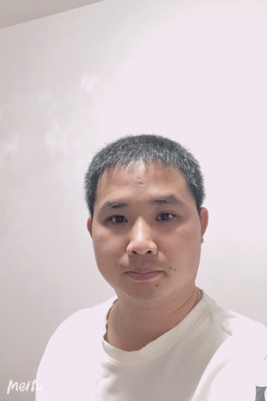 小梁的第一张照片--厦门征婚网