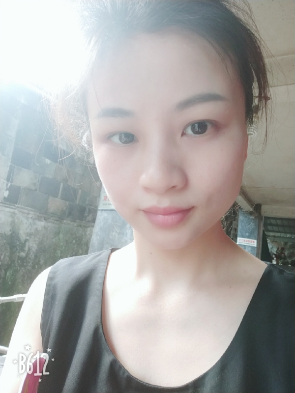 慢慢的第三张照片--厦门征婚网