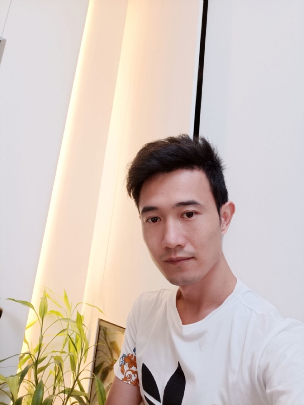 简的第一张照片--厦门征婚网