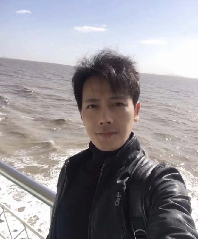 疯狂的小鱼的第一张照片--厦门征婚网