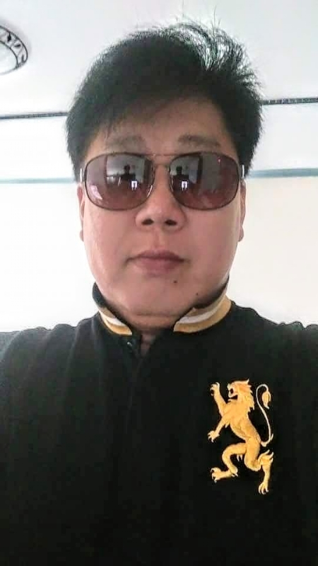 含笑半步癲的第二张照片--厦门征婚网