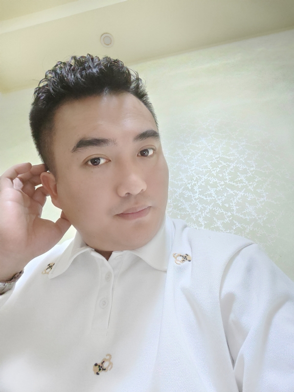 哈哈先生的第二张照片--厦门征婚网