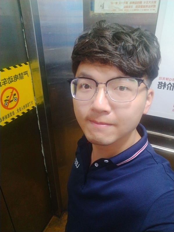 H先生的第二张照片--厦门征婚网
