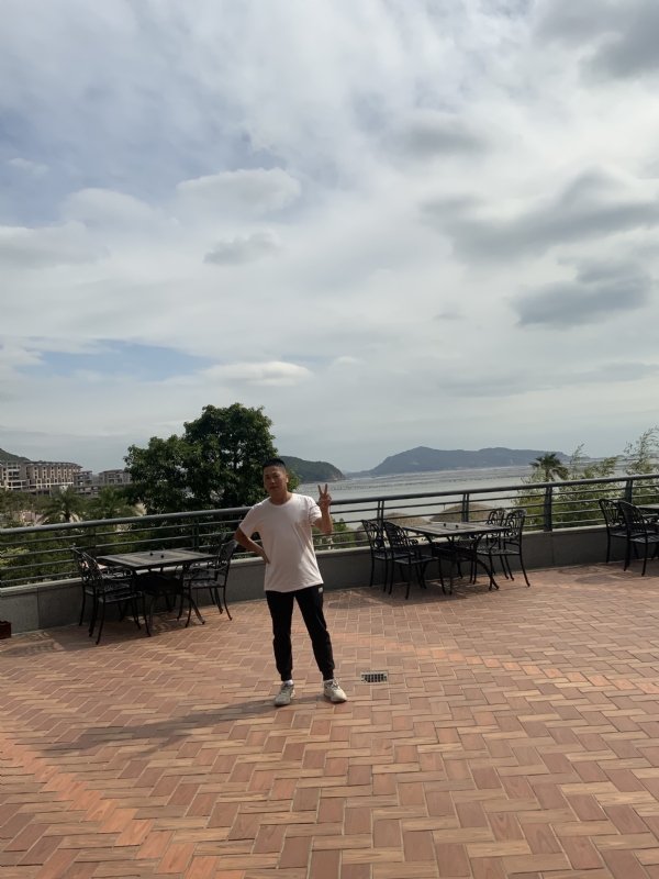 心酸瑟果的第一张照片--厦门征婚网