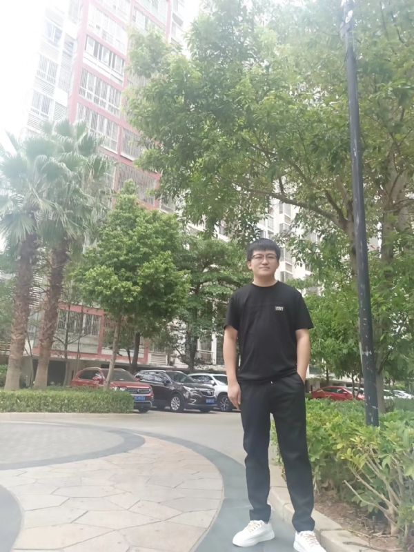 等闲的第四张照片--厦门征婚网