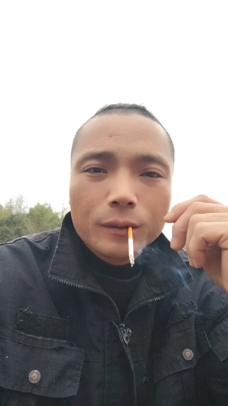 伯爵的第一张照片--厦门征婚网