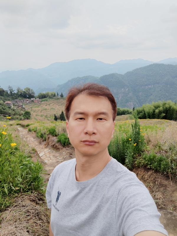彩虹的第一张照片--厦门征婚网