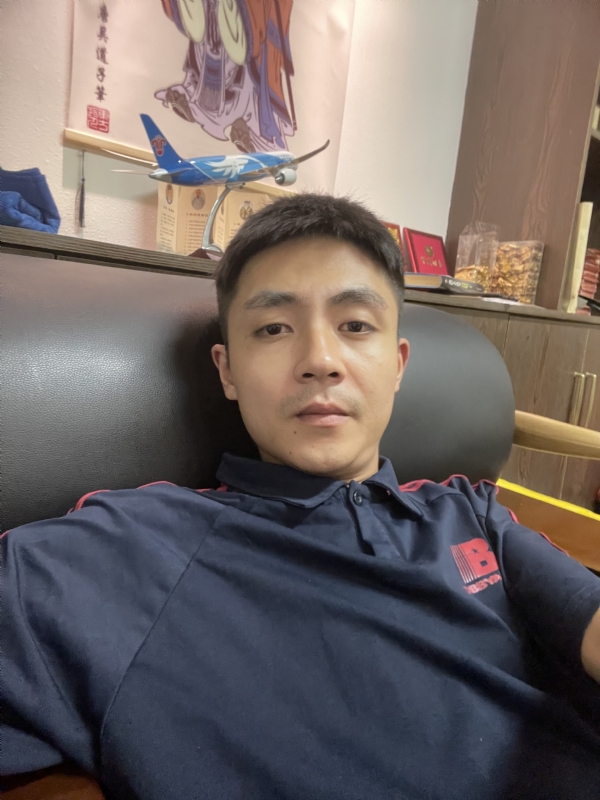 曾曾日上的第一张照片--厦门征婚网
