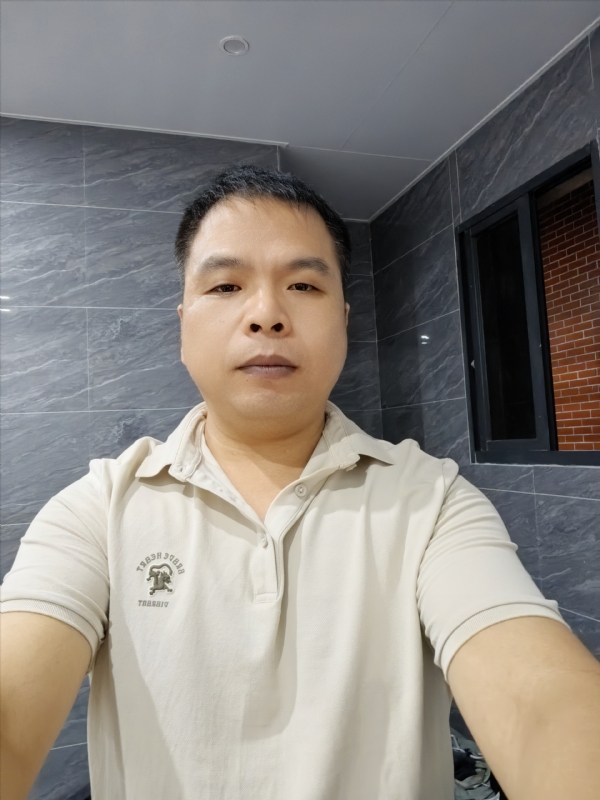 刘两水的第一张照片--厦门征婚网