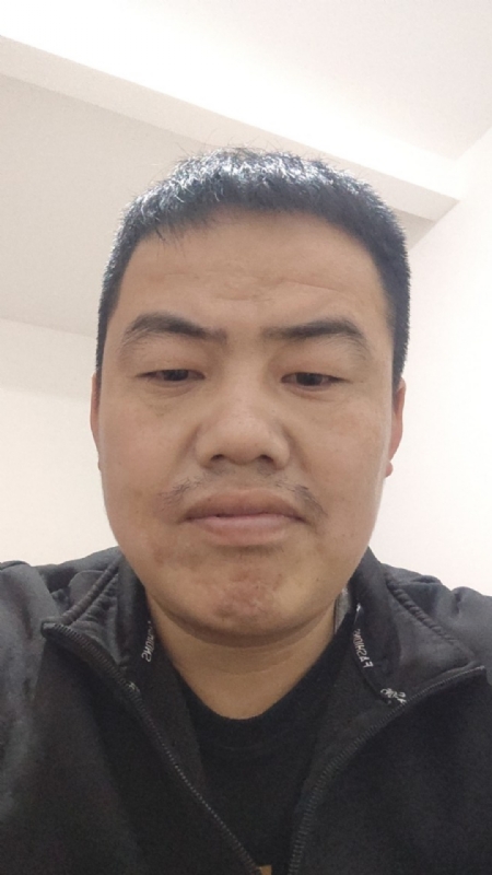 给予微笑的第二张照片--厦门征婚网